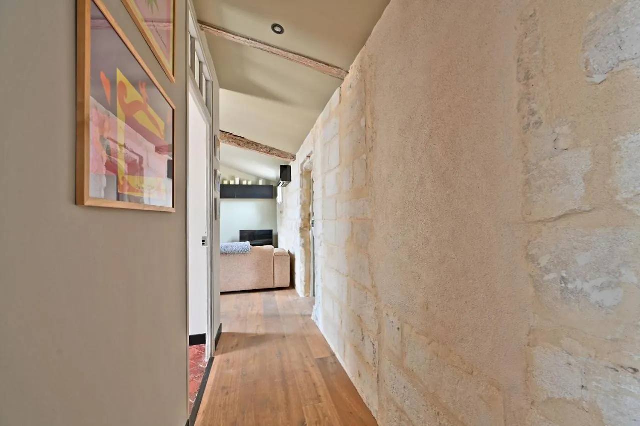 Le Saint-Laurent - Parking Gratuit - Terrasse - Wi-Fi Avignon Apartment